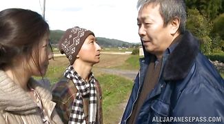 Insatiable japanese babe is ready to fuck wildly